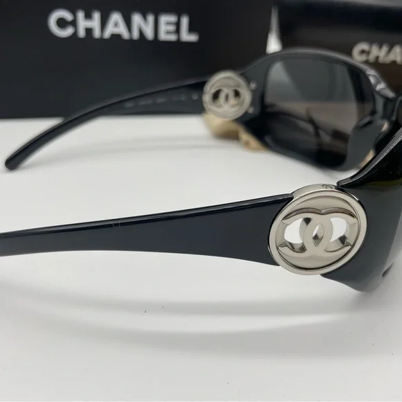 Chanel Black Sunglasses - Picture 3 of 8